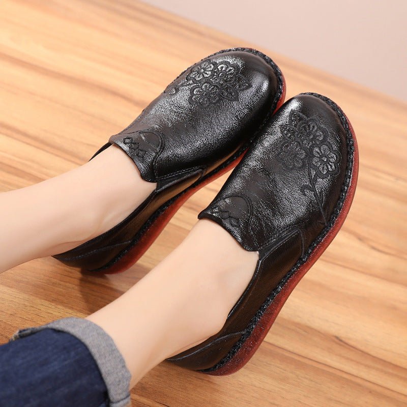 Soft soled women's genuine leather single shoes non slip flat leather shoes - CarlastoreSoft soled women's genuine leather single shoes non slip flat leather shoesCarlastoreCarlastore