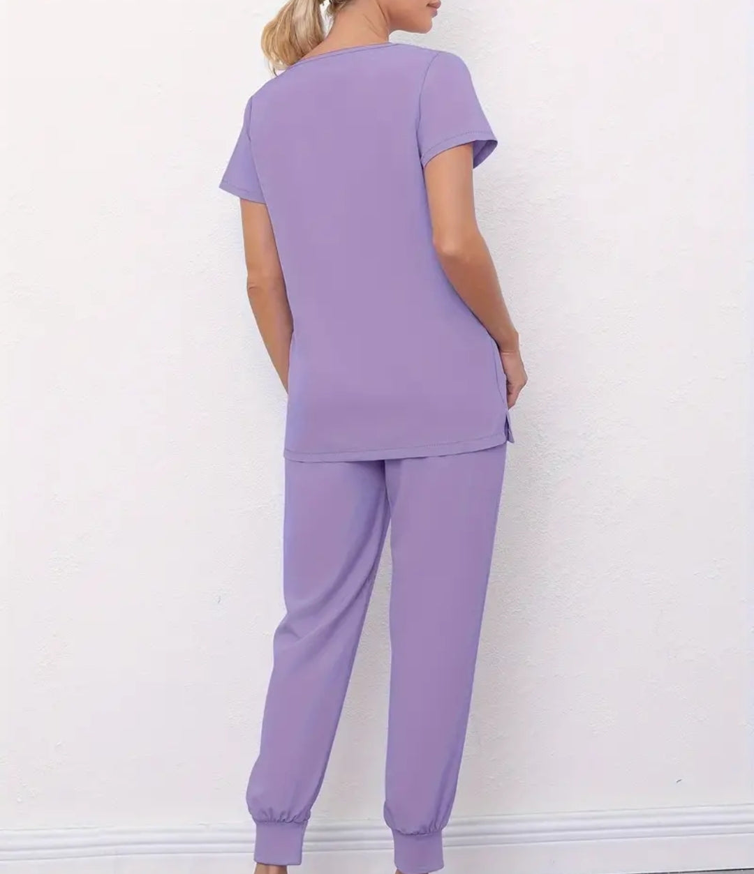 Ensemble deux pièces solides pour l'infirmière, haut à manche courtes à col en V et pantalon de jogging à cordon de serrage, vêtements pour femmes