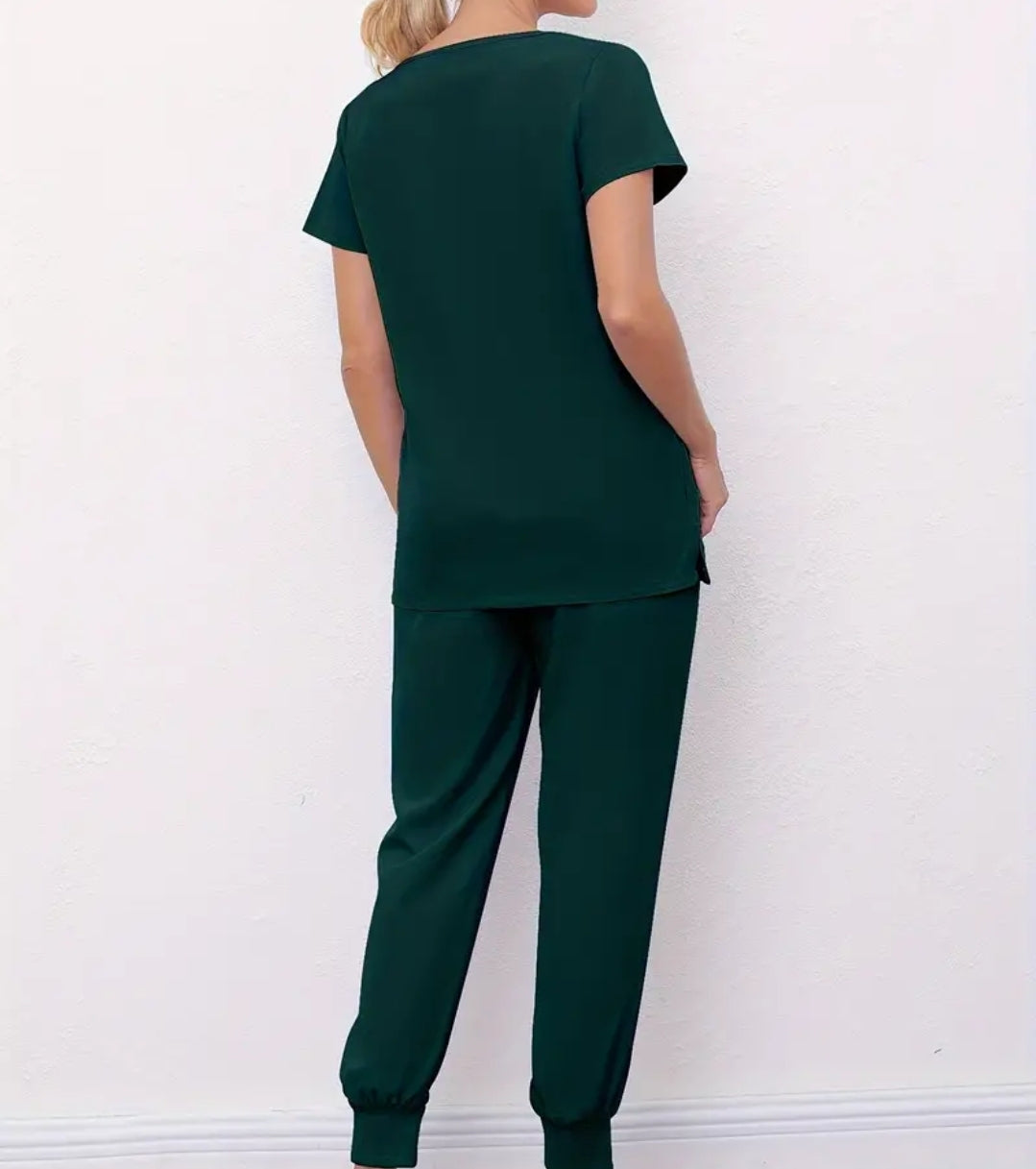 Ensemble deux pièces solides pour l'infirmière, haut à manche courtes à col en V et pantalon de jogging à cordon de serrage, vêtements pour femmes