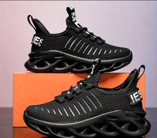 Chaussure de sport tissées unies et tendances pour filles et garçons, baskets respirantes et absorbant les chocs pour la course à pied et la randonnée - CarlastoreChaussure de sport tissées unies et tendances pour filles et garçons, baskets respirantes et absorbant les chocs pour la course à pied et la randonnéeCarlastoreCarlastore