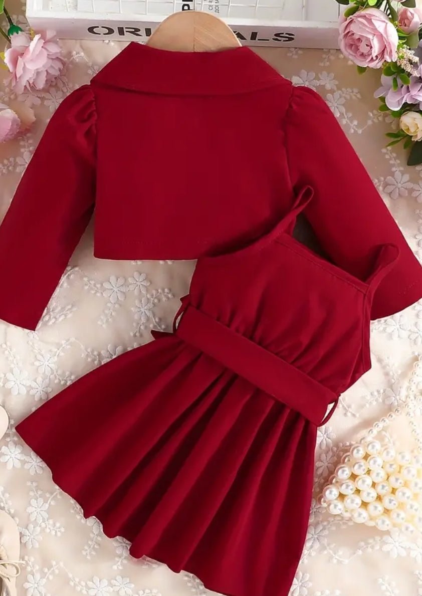 Ensemble 2pcs pour bébé fille, automne et hiver, couleur unie simple, revers,manche longue, la tête du veste est court,jupe à bretelles de couleur unie, vêtements extérieurs - CarlastoreEnsemble 2pcs pour bébé fille, automne et hiver, couleur unie simple, revers,manche longue, la tête du veste est court,jupe à bretelles de couleur unie, vêtements extérieursCarlastoreCarlastore