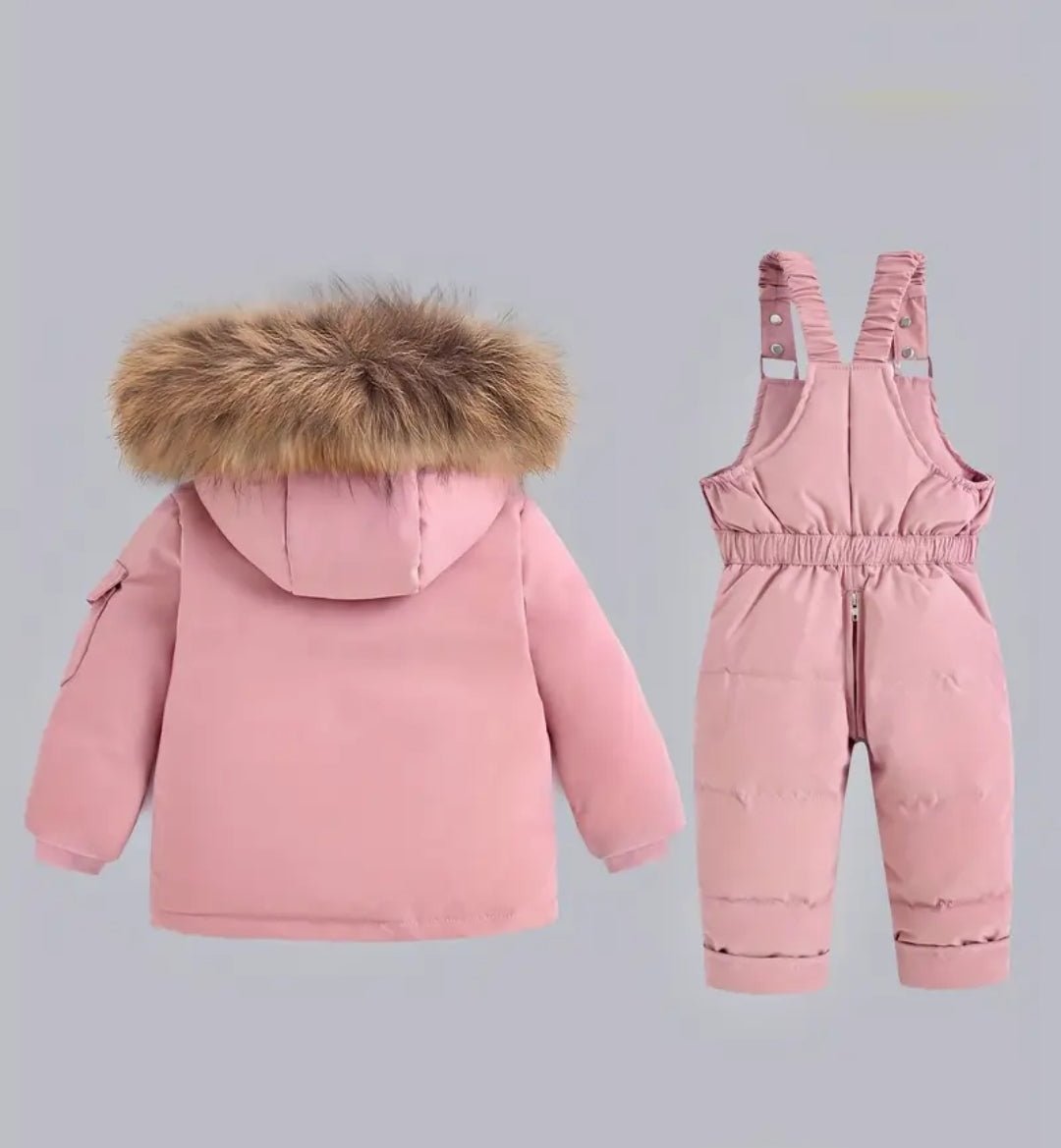 Ensemble chaud et confortable pour garçons, veste à capuchon en duvet de canards blanc à fermeture éclair à manche longue et ensemble de salopette rembourré à fermeture éclair, adapté aux activités de plein air en automne et en hiver - CarlastoreEnsemble chaud et confortable pour garçons, veste à capuchon en duvet de canards blanc à fermeture éclair à manche longue et ensemble de salopette rembourré à fermeture éclair, adapté aux activités de plein air en automne et en hiverCarlastoreCarlastore
