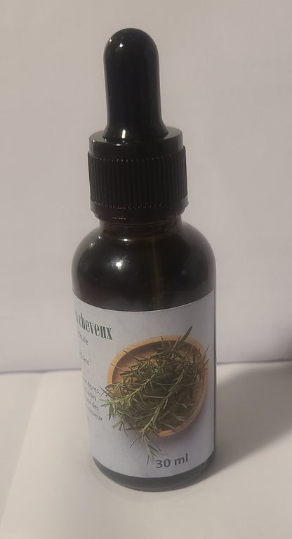 Carla-mulâtresse l'huile 1oz c'est un produit pour la pousse des cheveux extra  💯/💯 bio à base de gombo, Romarin, gingembre, girofle etc....