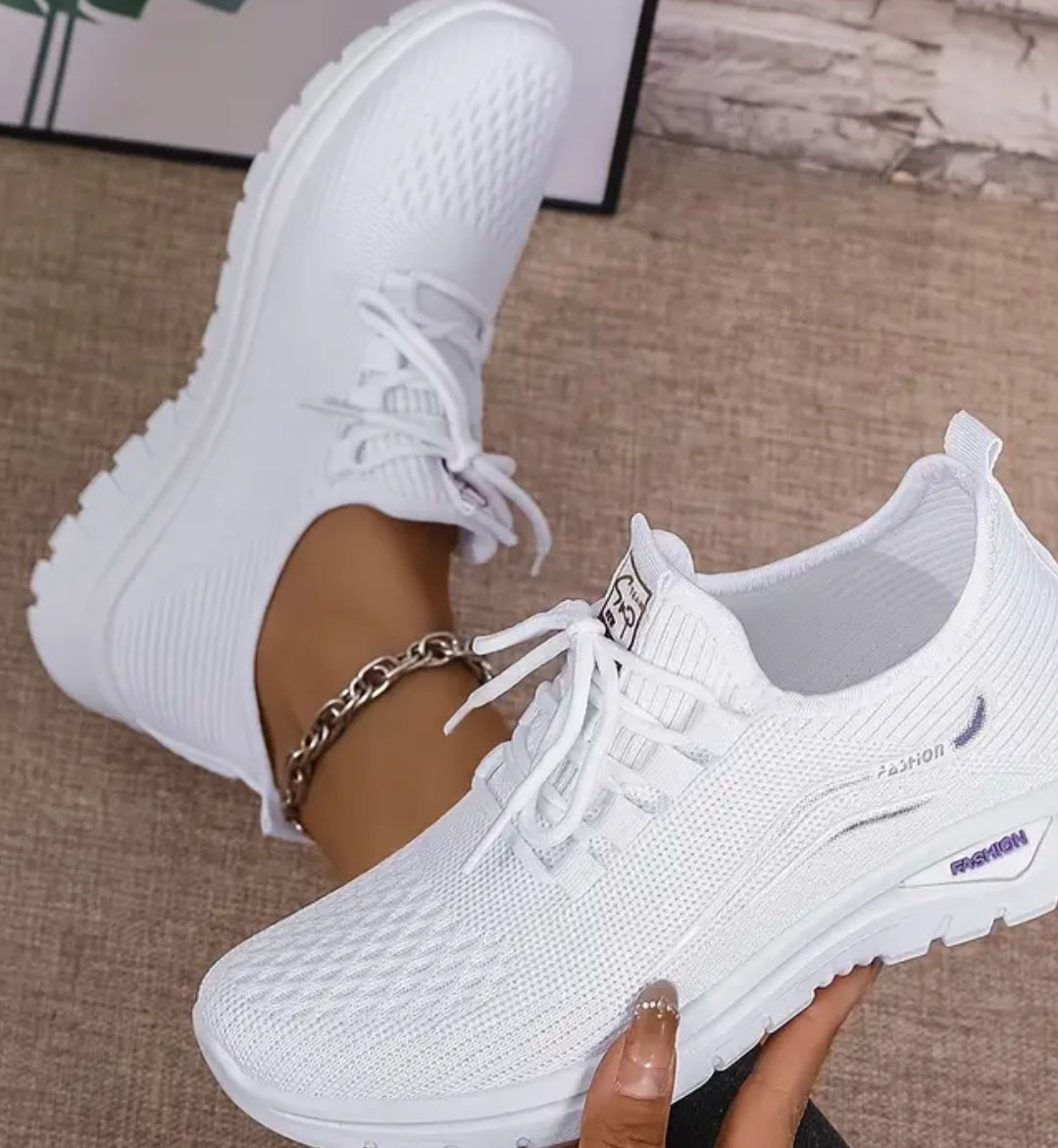 Baskets légères en tricot pour les femmes avec semelle blanche,respirant et confortable pour un usage quotidien